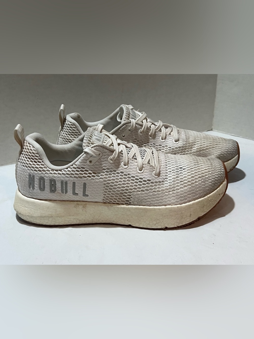 NOBULL Mens Drive Mesh Runner White Gum Sole Training Shoes Sneakers Size 11